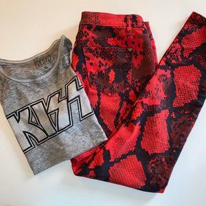 Kiss Band Tee Burnout